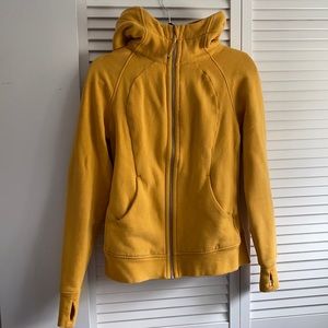 Lululemon jacket (not sold as other pic shows)